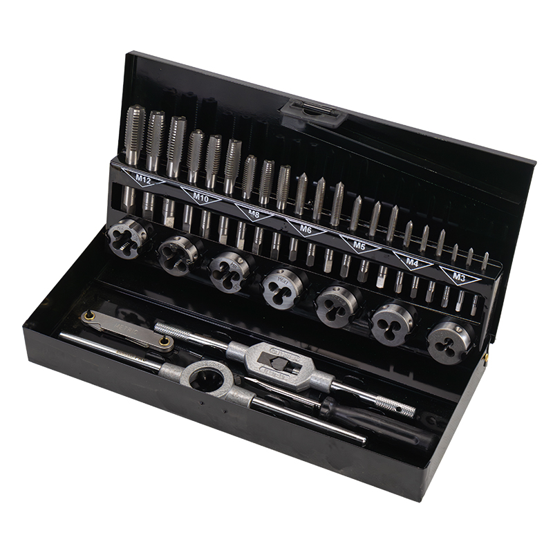 32PCS TAPS & DIES SET , METAL CASE