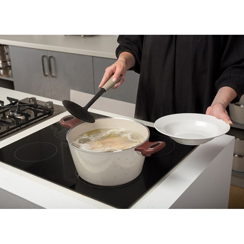 Κουτάλα τρυπητή 