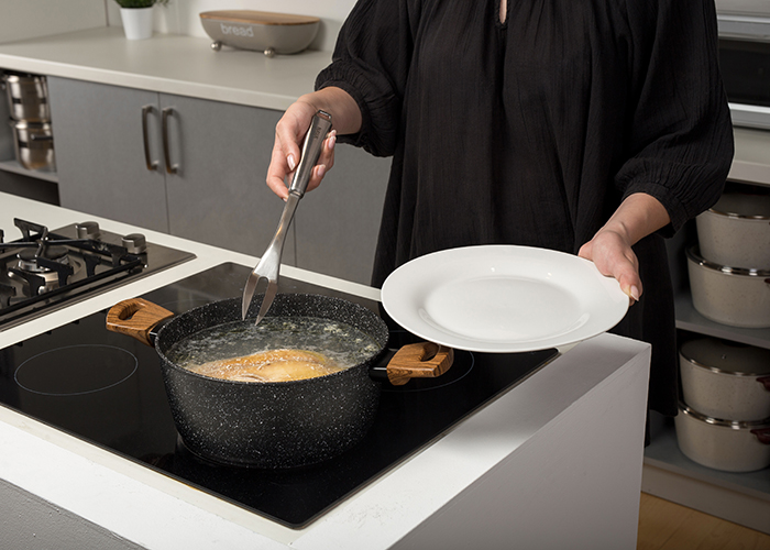 Nava Πιρούνα Κρέατος Ανοξείδωτη με Μήκος 32.5cm Ανοξείδωτη 10-163-009